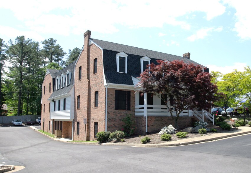 8545 Patterson Ave, Henrico, VA à louer - Photo de l’immeuble – Image 2 sur 3
