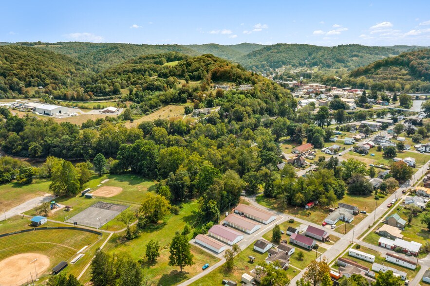 73 Birch st, Philippi, WV à vendre - Photo de l’immeuble – Image 3 sur 7