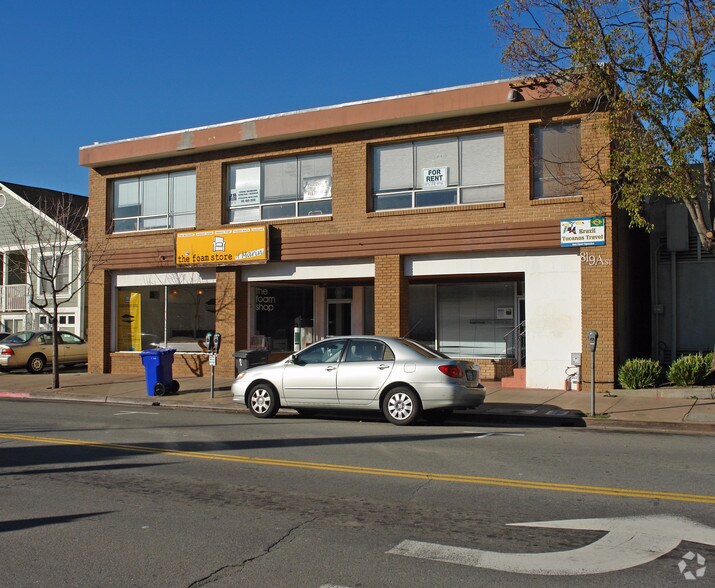 819 A St, San Rafael, CA à louer - Photo de l’immeuble – Image 2 sur 5