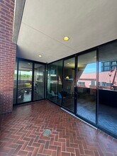 1000-1010 Wisconsin Ave NW, Washington, DC à louer Photo de l’immeuble– Image 1 sur 11