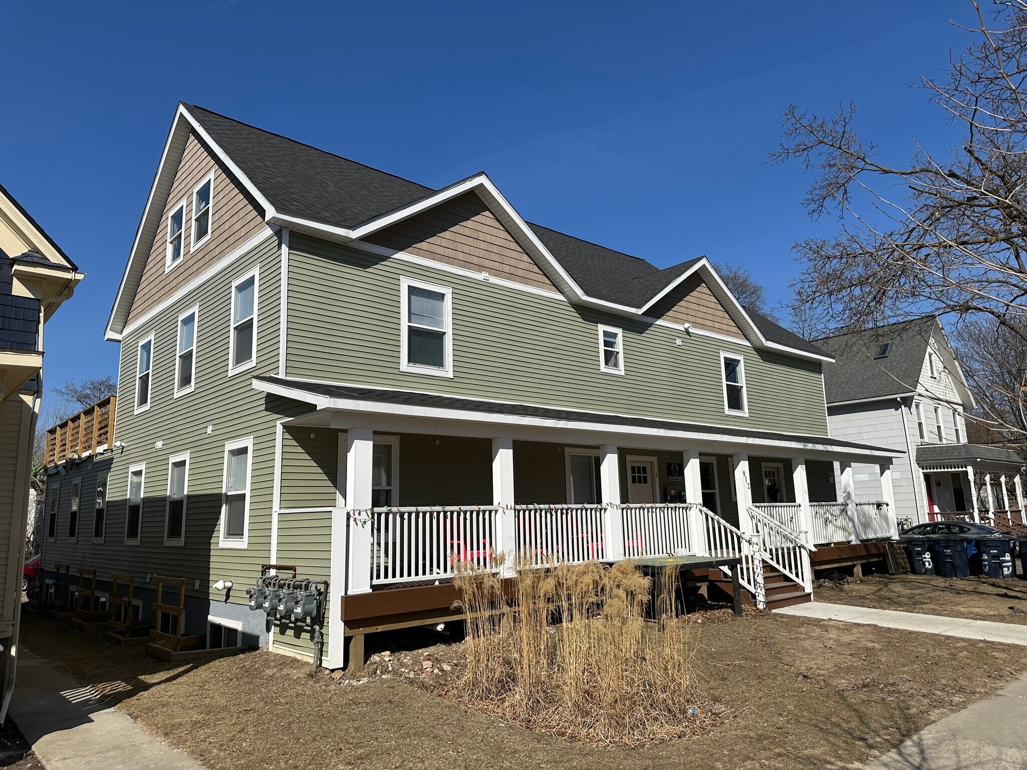 912-914 Mary St, Ann Arbor, MI à vendre Photo de l’immeuble– Image 1 sur 7