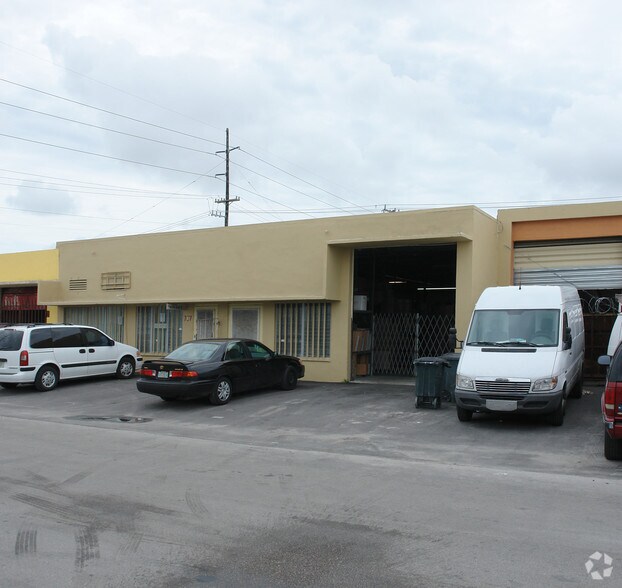 707 NW 6th Ave, Fort Lauderdale, FL à vendre - Photo principale – Image 1 sur 2