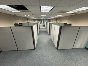 4370 W 109th St, Overland Park, KS à louer Photo intérieure– Image 2 sur 2