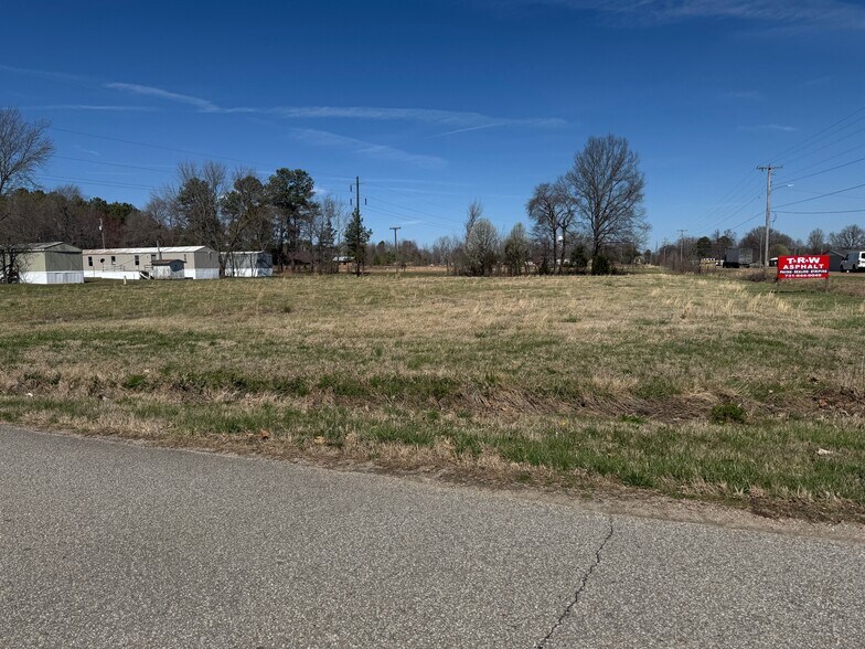 9265 Highway 641 N, Puryear, TN à vendre - Photo de l’immeuble – Image 2 sur 3