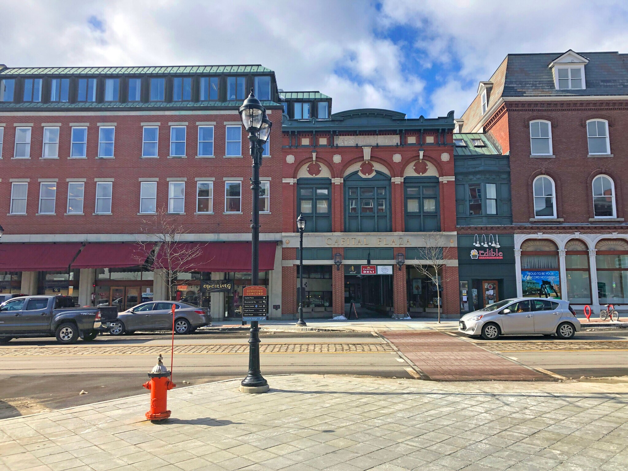 57-81 Main St, Concord, NH à louer Photo principale– Image 1 sur 13