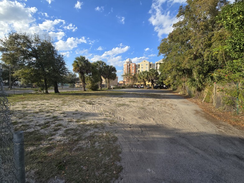 537 W Jackson St, Orlando, FL à vendre - Photo de l’immeuble – Image 3 sur 5