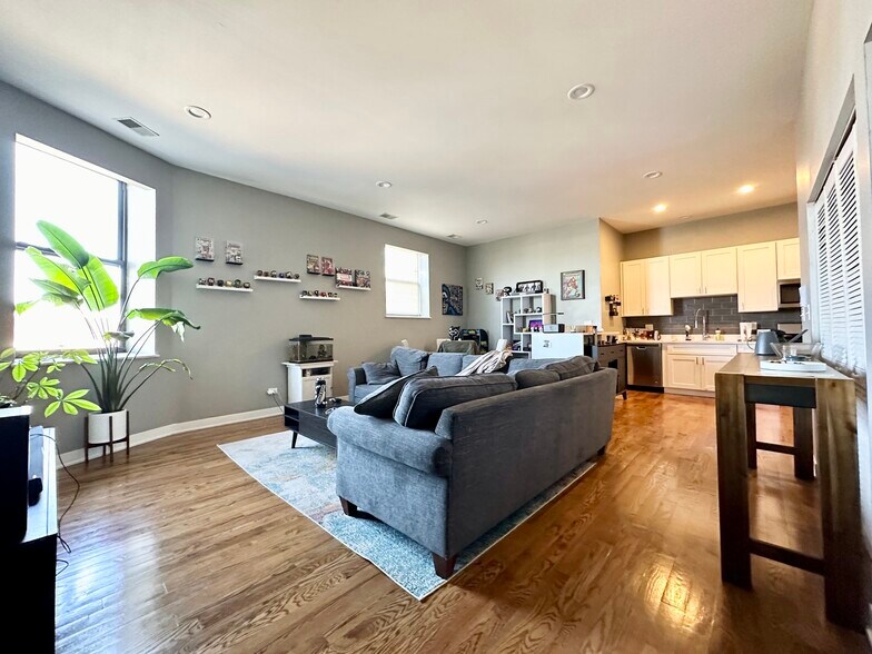 4706-4714 S King Dr, Chicago, IL à vendre - Photo de l’immeuble – Image 2 sur 9