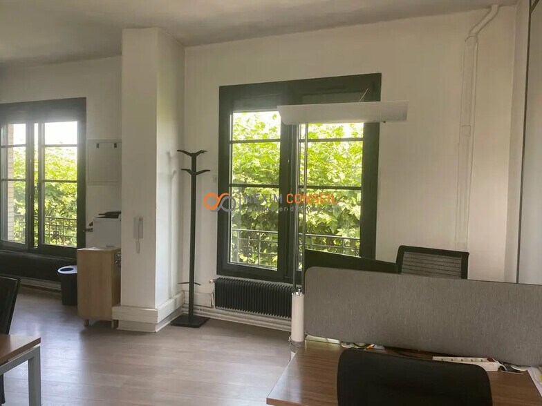 Local commercial dans La Garenne-Colombes à louer - Photo de l’immeuble – Image 3 sur 13