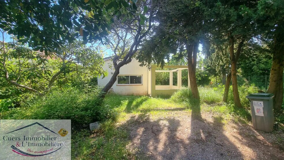 Terrain dans Le Pradet à vendre - Photo principale – Image 1 sur 11