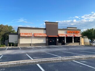 Plus de détails pour 3105 SW 34th St, Gainesville, FL - Local commercial à vendre
