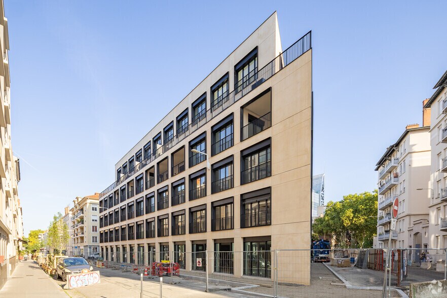 5 Rue Danton, Lyon à louer - Photo de l’immeuble – Image 2 sur 3