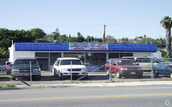 1078 Elkelton Blvd, Spring Valley, CA à vendre - Photo de l’immeuble – Image 3 sur 9