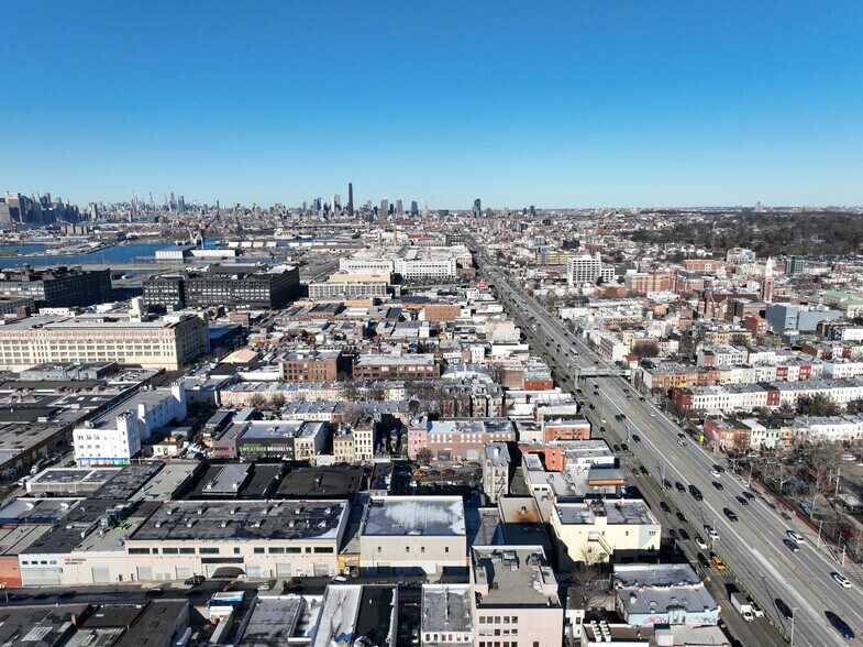 255 47th St, Brooklyn, NY à louer - Photo de l’immeuble – Image 2 sur 12