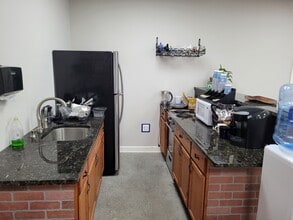 19 E Centre St, Nutley, NJ à louer Photo intérieure– Image 1 sur 19