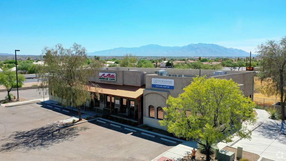 8553 N Silverbell Rd, Tucson, AZ à vendre - Photo principale – Image 1 sur 17