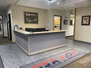 15 Mullen Rd, Enfield, CT à vendre Photo intérieure– Image 1 sur 10