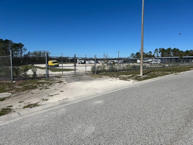 4001 Trump pl, Zephyrhills, FL à louer - Autre – Image 1 sur 2