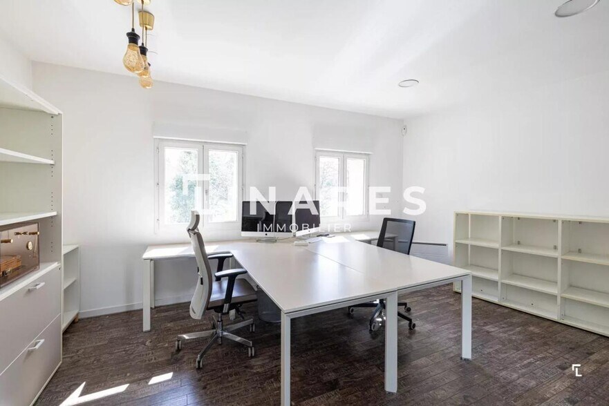 Bureau dans MARSEILLE 11EME à louer - Photo de l’immeuble – Image 2 sur 10