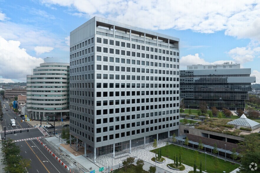 400 Atlantic St, Stamford, CT à louer - Photo principale – Image 1 sur 7