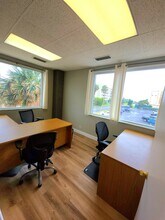 1980 N Atlantic Ave, Cocoa Beach, FL à louer Photo intérieure– Image 2 sur 3