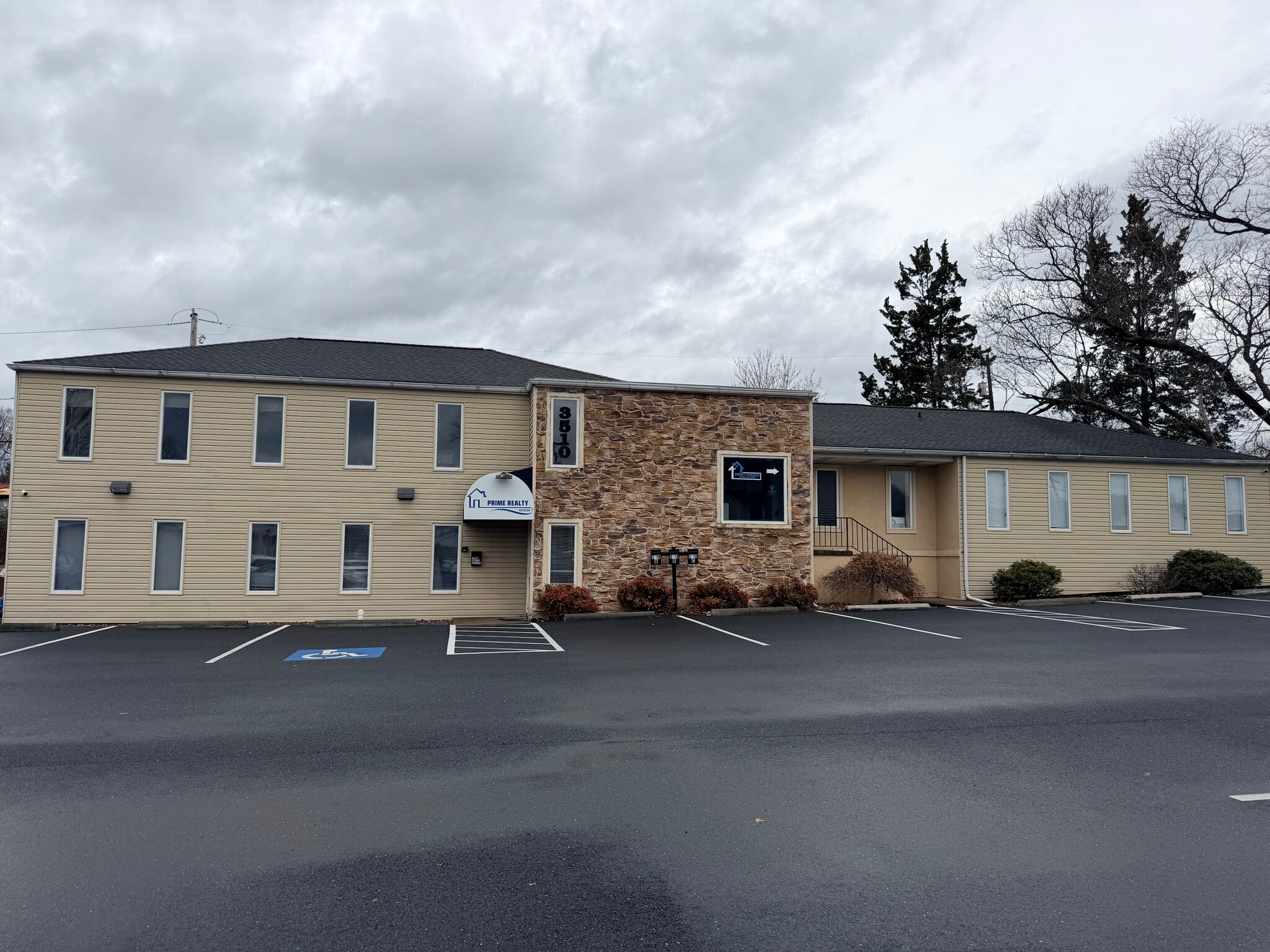3510-3512 Trindle Rd, Camp Hill, PA à louer Photo intérieure– Image 1 sur 7