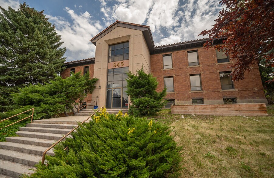 845 W Center St, Pocatello, ID à louer - Photo de l’immeuble – Image 1 sur 5