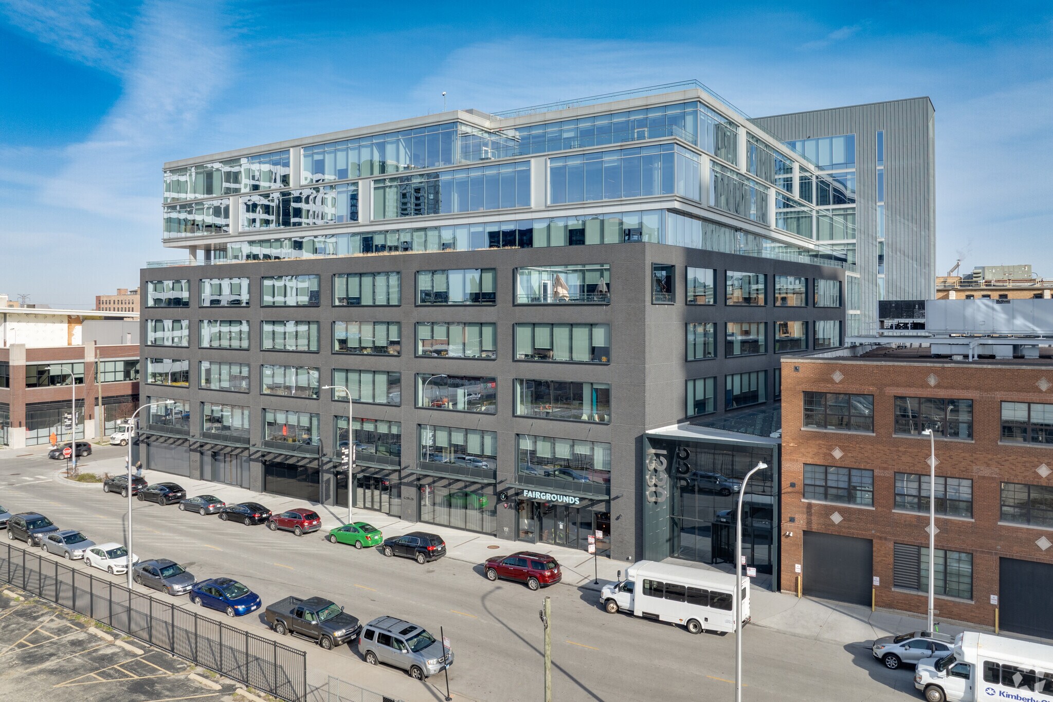 1330 W Fulton St, Chicago, IL à louer Photo principale– Image 1 sur 11