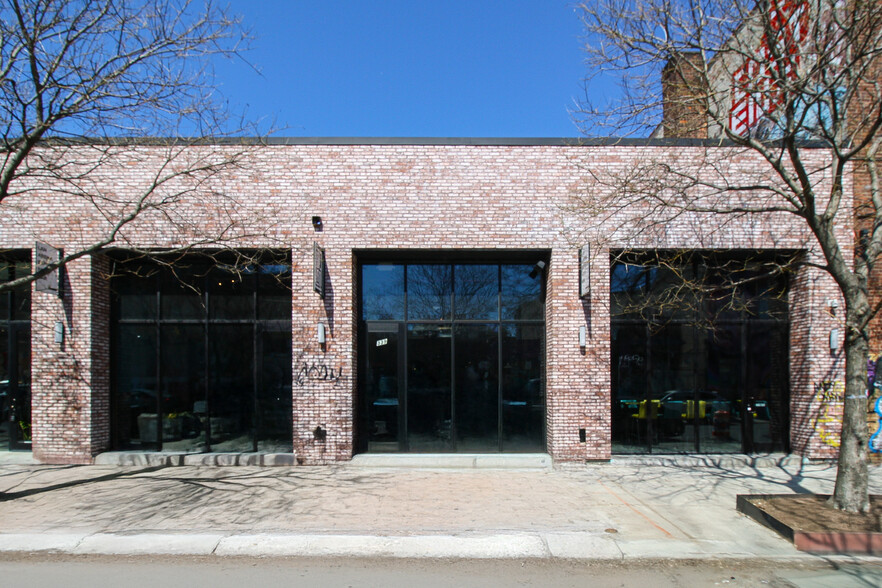 333 Troutman St, Brooklyn, NY à louer - Photo de l’immeuble – Image 3 sur 3
