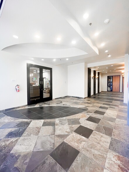 34225 N 27th Dr, Phoenix, AZ à louer - Photo intérieure – Image 2 sur 10