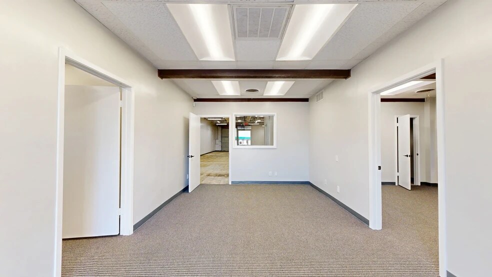 1100-1120 Luke St, Irving, TX à louer - Numérisation 3D Matterport – Image 3 sur 23