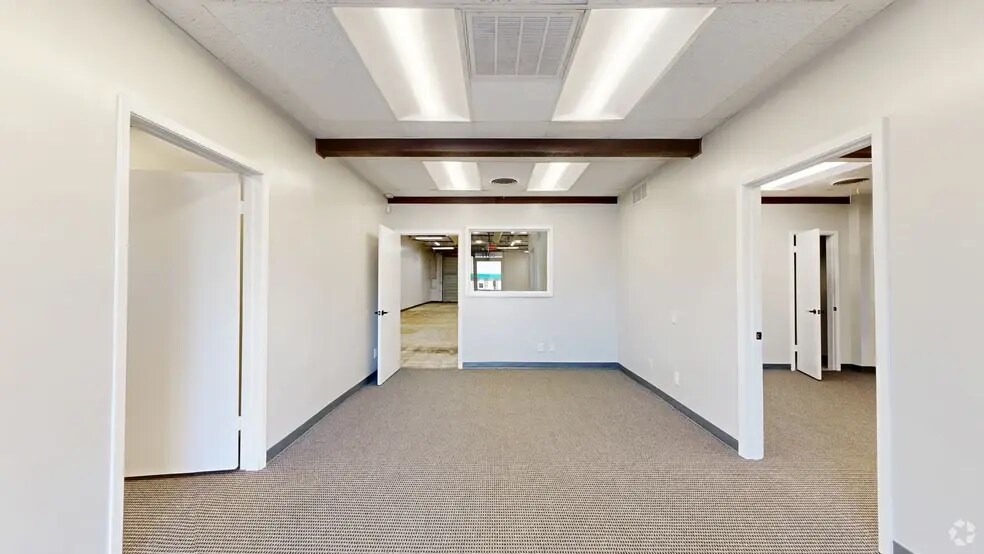 1100-1120 Luke St, Irving, TX à louer - Numérisation 3D Matterport – Image 3 sur 26