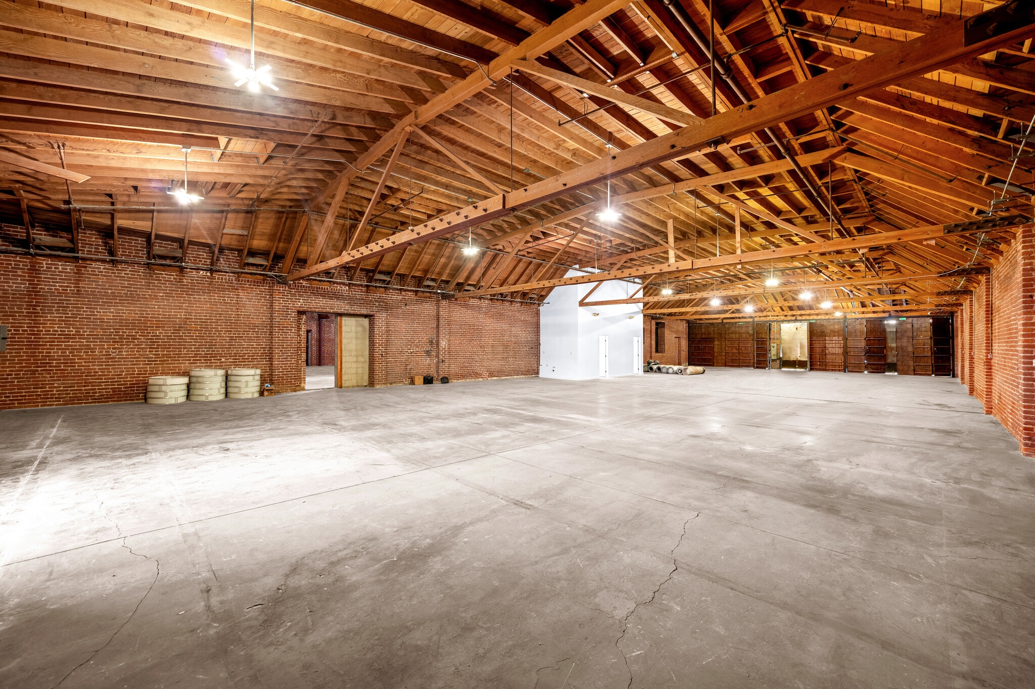 3841 Broadway Pl, Los Angeles, CA à louer Photo intérieure– Image 1 sur 7