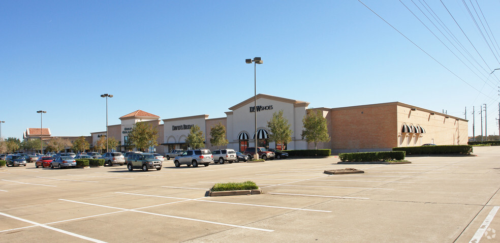 2725-2623 Town-Center Blvd, Sugar Land, TX à louer - Photo de l’immeuble – Image 2 sur 13