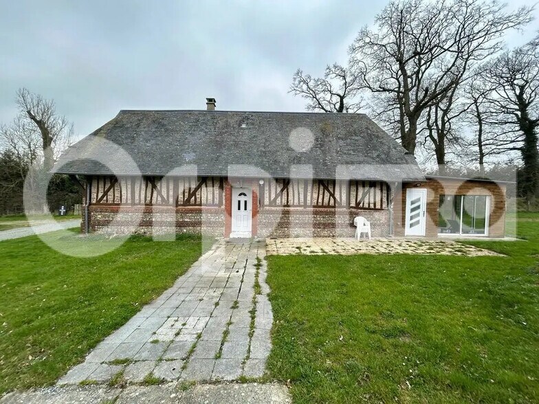 Local d'activités dans Gonneville-la-Mallet à vendre - Photo de l’immeuble – Image 3 sur 6