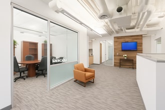 5757 W Century Blvd, Los Angeles, CA à louer Photo intérieure– Image 2 sur 6