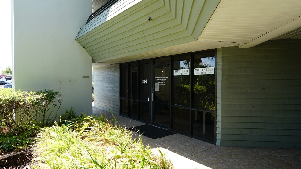 2477 Stickney Point Rd, Sarasota, FL à louer - Photo de l’immeuble – Image 2 sur 12