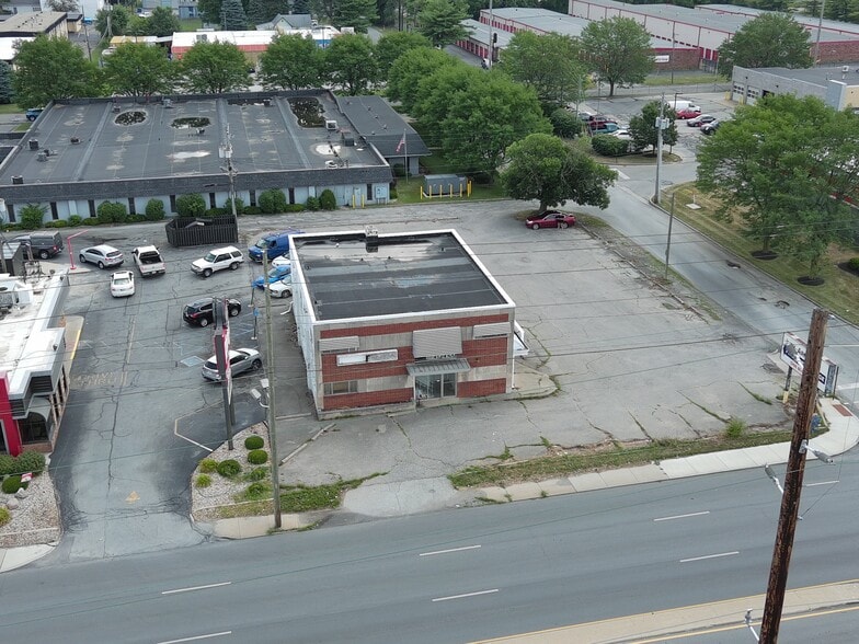 5505 N Keystone Ave, Indianapolis, IN à louer - Photo de l’immeuble – Image 1 sur 10