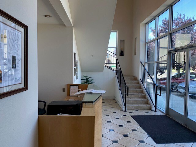 2518 Boeing Way, Stockton, CA à louer - Photo de l’immeuble – Image 3 sur 10
