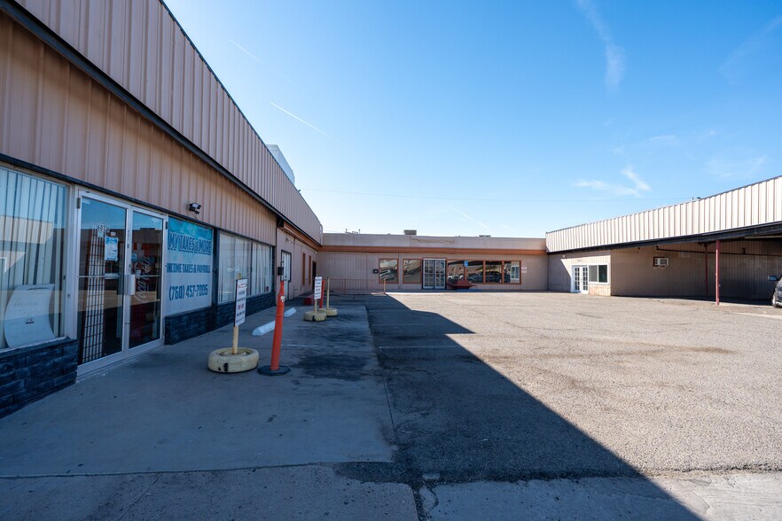 601 Broadway St, El Centro, CA à vendre - Photo de l’immeuble – Image 3 sur 17
