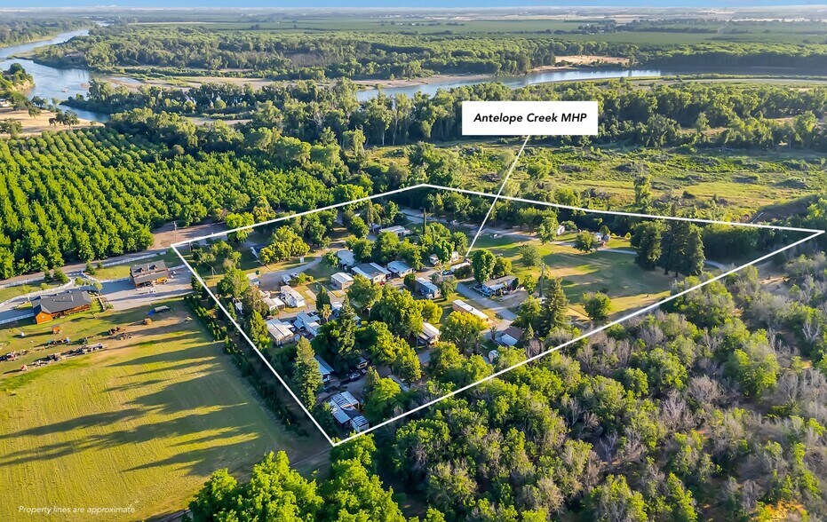 24850 5th Ave, Los Molinos, CA à vendre - Photo principale – Image 1 sur 28