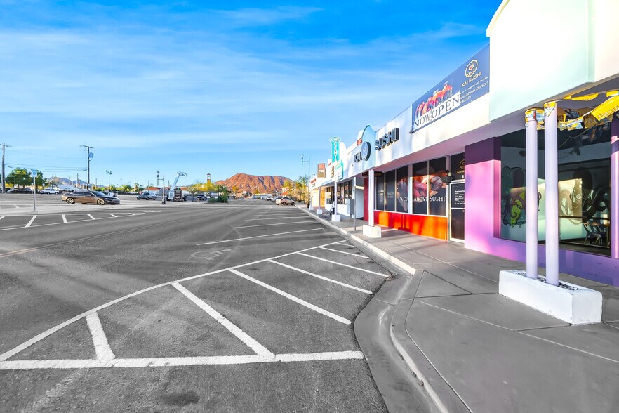 10-18 W Pacific Ave, Henderson, NV à vendre - Photo de l’immeuble – Image 3 sur 31