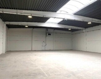 Plus de détails pour Bureau, Local d'activités à louer