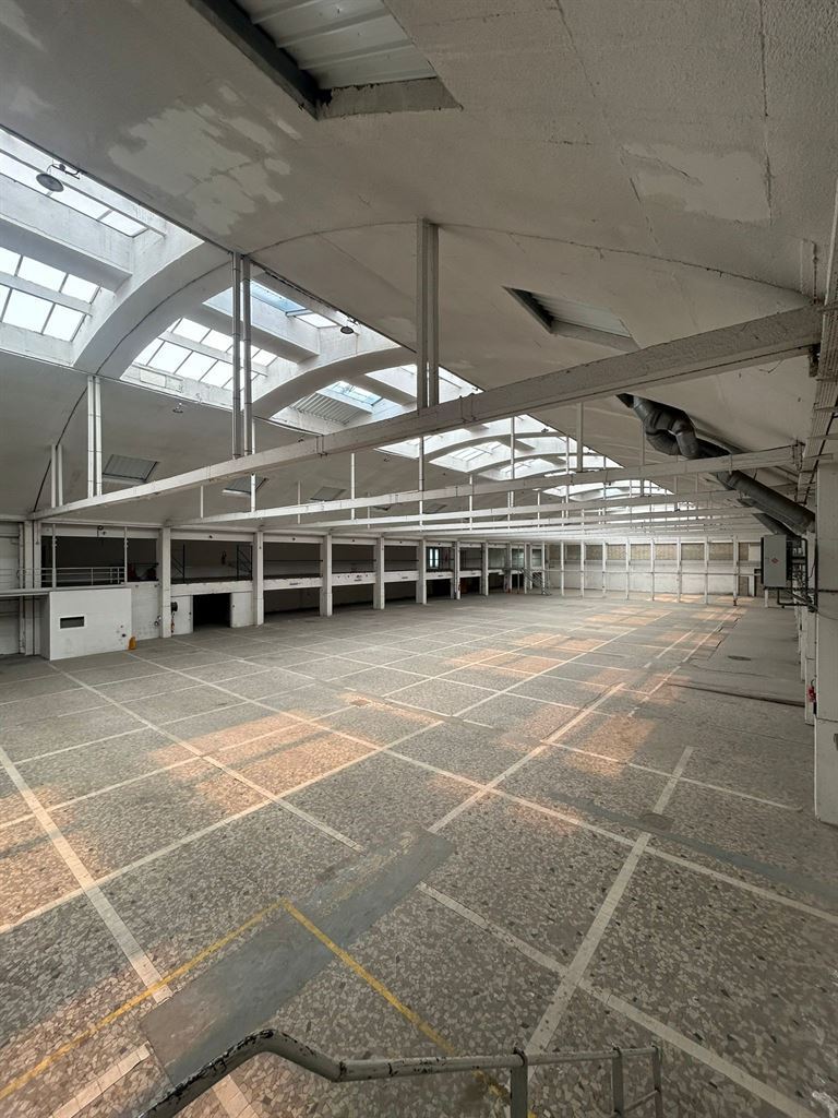 Industriel/Logistique dans La Courneuve à louer Photo intérieure– Image 1 sur 9