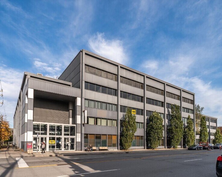 1415 Rue Jarry E, Montréal, QC à vendre - Photo de l’immeuble – Image 2 sur 9
