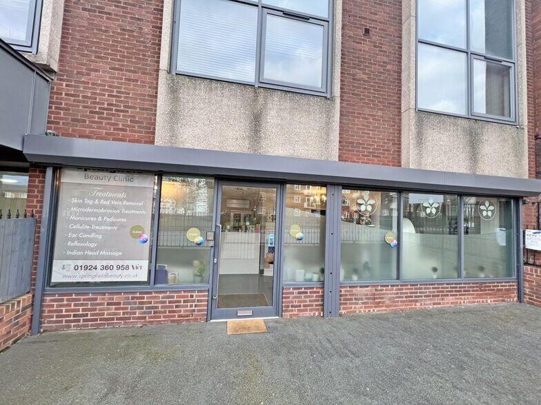 32 Queen St, Wakefield à vendre - Photo de l’immeuble – Image 2 sur 32