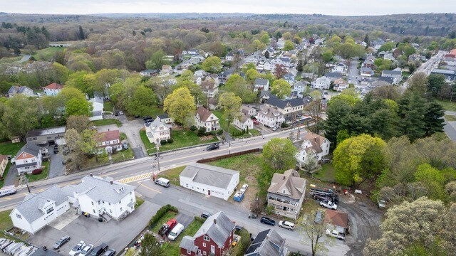 2 Rhubena St, Framingham, MA à vendre - Photo de l’immeuble – Image 2 sur 12