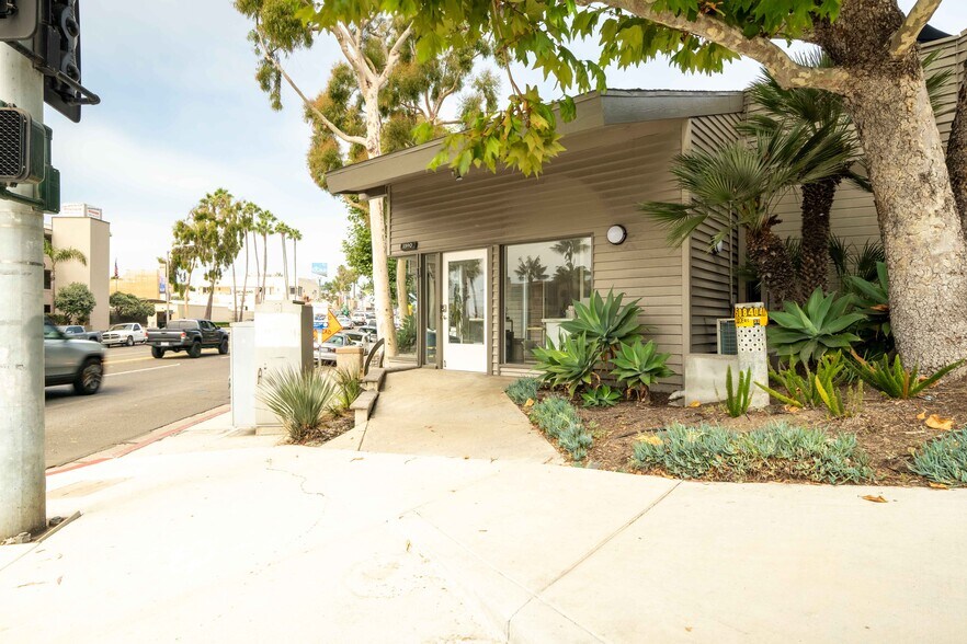 1590 S Coast Hwy, Laguna Beach, CA à louer - Photo de l’immeuble – Image 2 sur 18