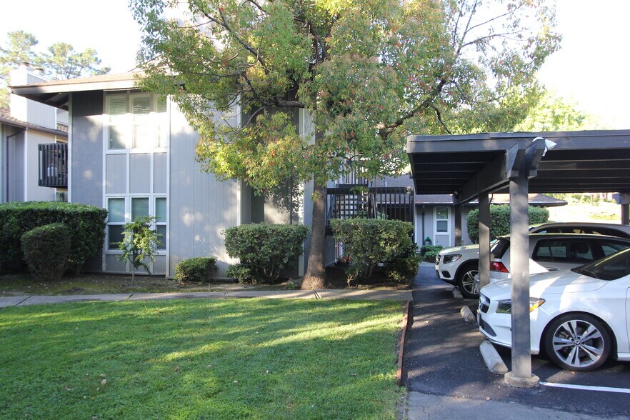 1920 Camino Verde, Walnut Creek, CA à vendre - Photo de l’immeuble – Image 2 sur 11