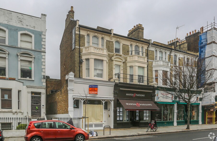 136-136A Lancaster Rd, Londres à louer - Photo de l’immeuble – Image 3 sur 3