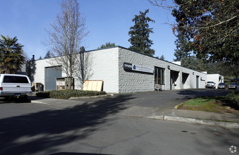 17425-17505 SW Pilkington Rd, Lake Oswego, OR à louer - Photo principale – Image 3 sur 4